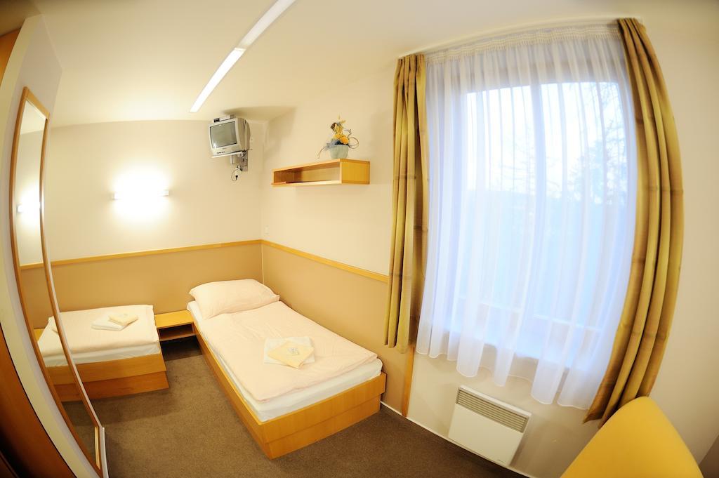 Pension Hogo Brno Ruang foto